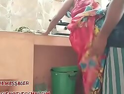 Kitchen sex with neighbour aunty in her kitchen when no one was in her home