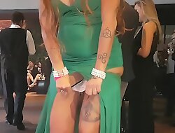 Melissa Devassa tira calcinha em festa do pornô brasileiro, direção Stanlay Miranda gravado por El Toro de Oro